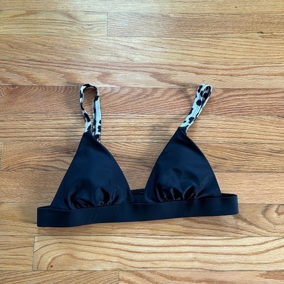 SHEIN Other - ***SHEIN Women’s Black Pullover Bikini Swim Top Sz M